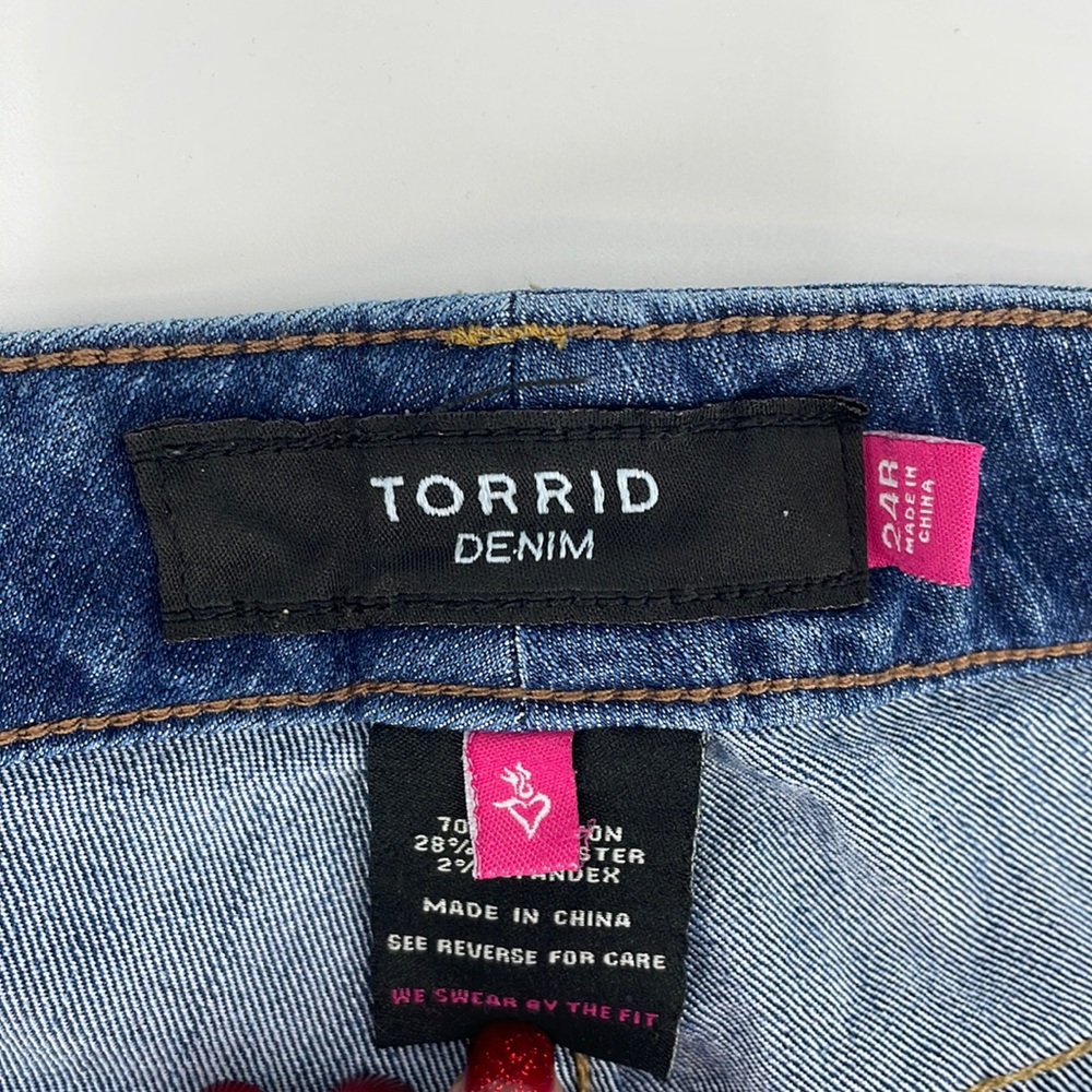 Torrid Dark Blue Denim Jeans Women's 24R - Picture 8 of 9